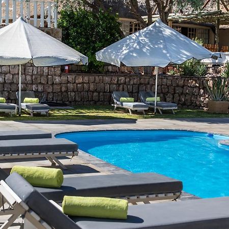 Elegant Desert Lodge Сесрием Экстерьер фото